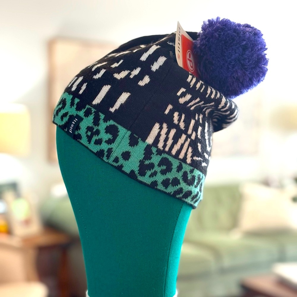 NWT Pistil Abstract Patterned Beanie. Women’s Graphic | Black | Purple | Unique